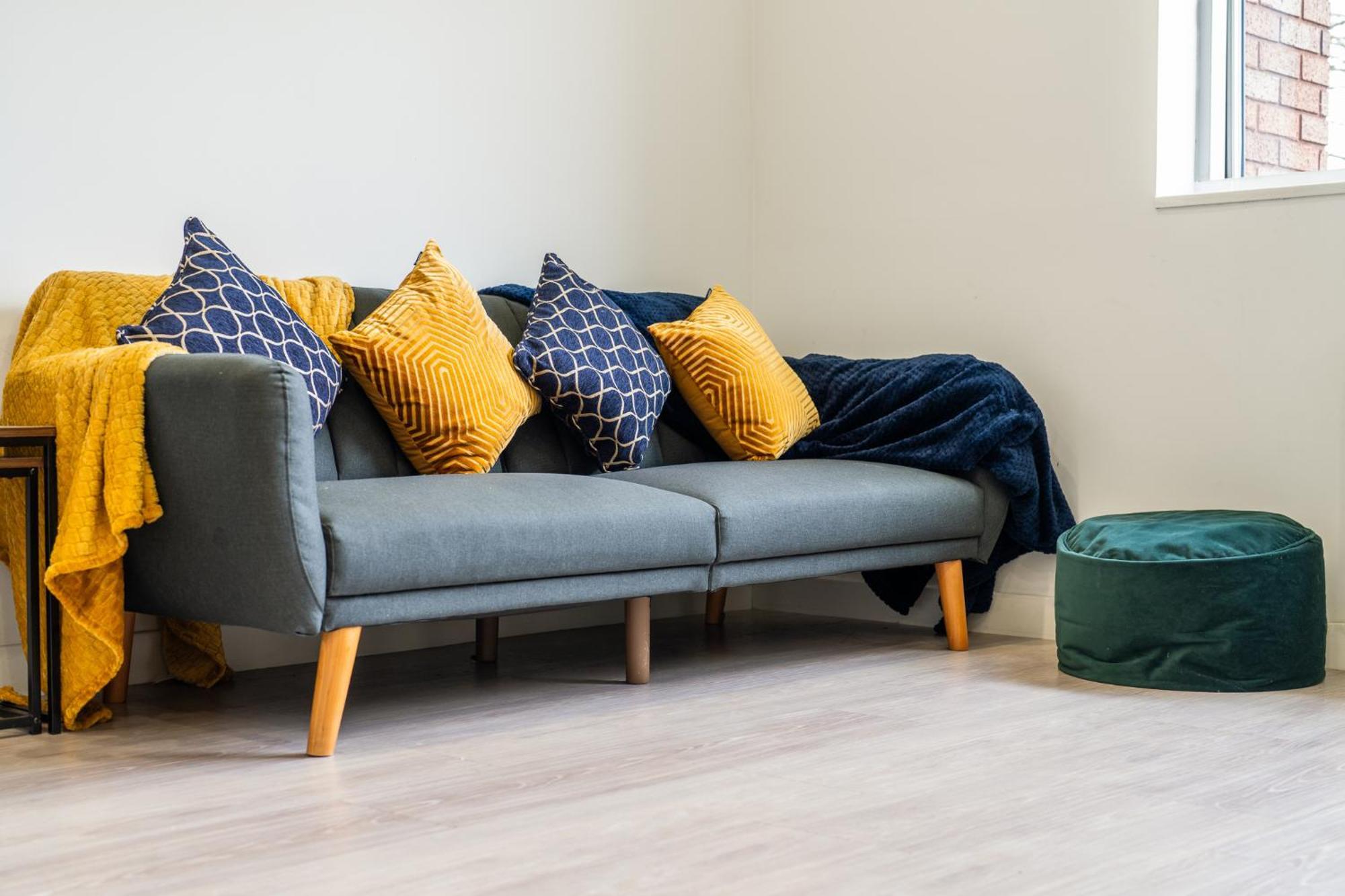 Luxury 1 Bedroom Serviced Apartment With Roof Terrace & Gym Stevenage Exterior foto